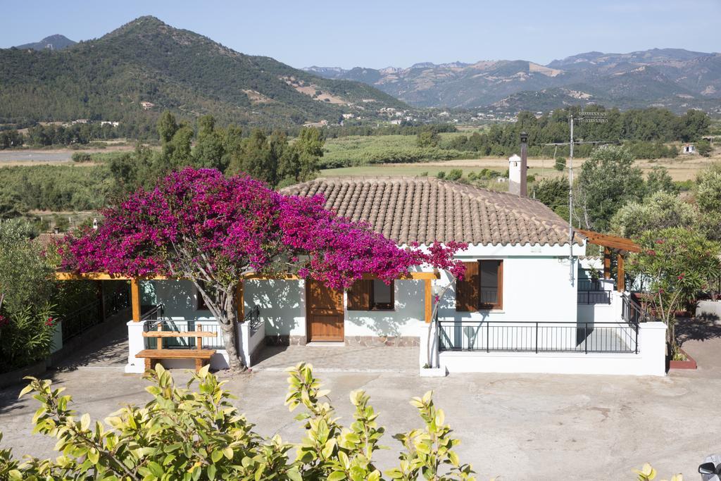 La Corte Degli Ulivi Cardedu Exterior foto